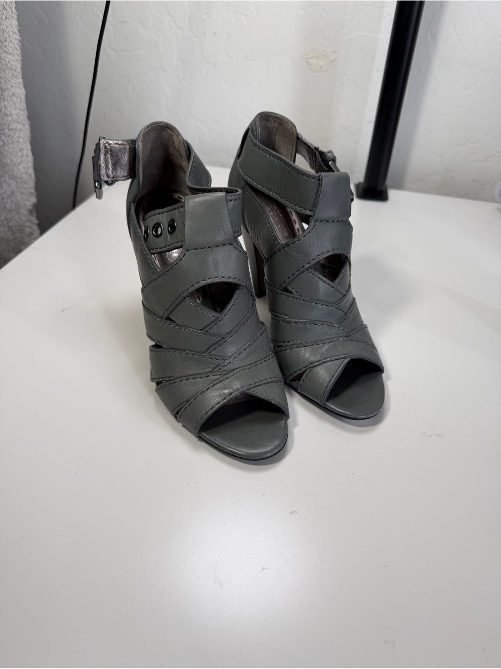Coach Harah strappy cage heels size 6b